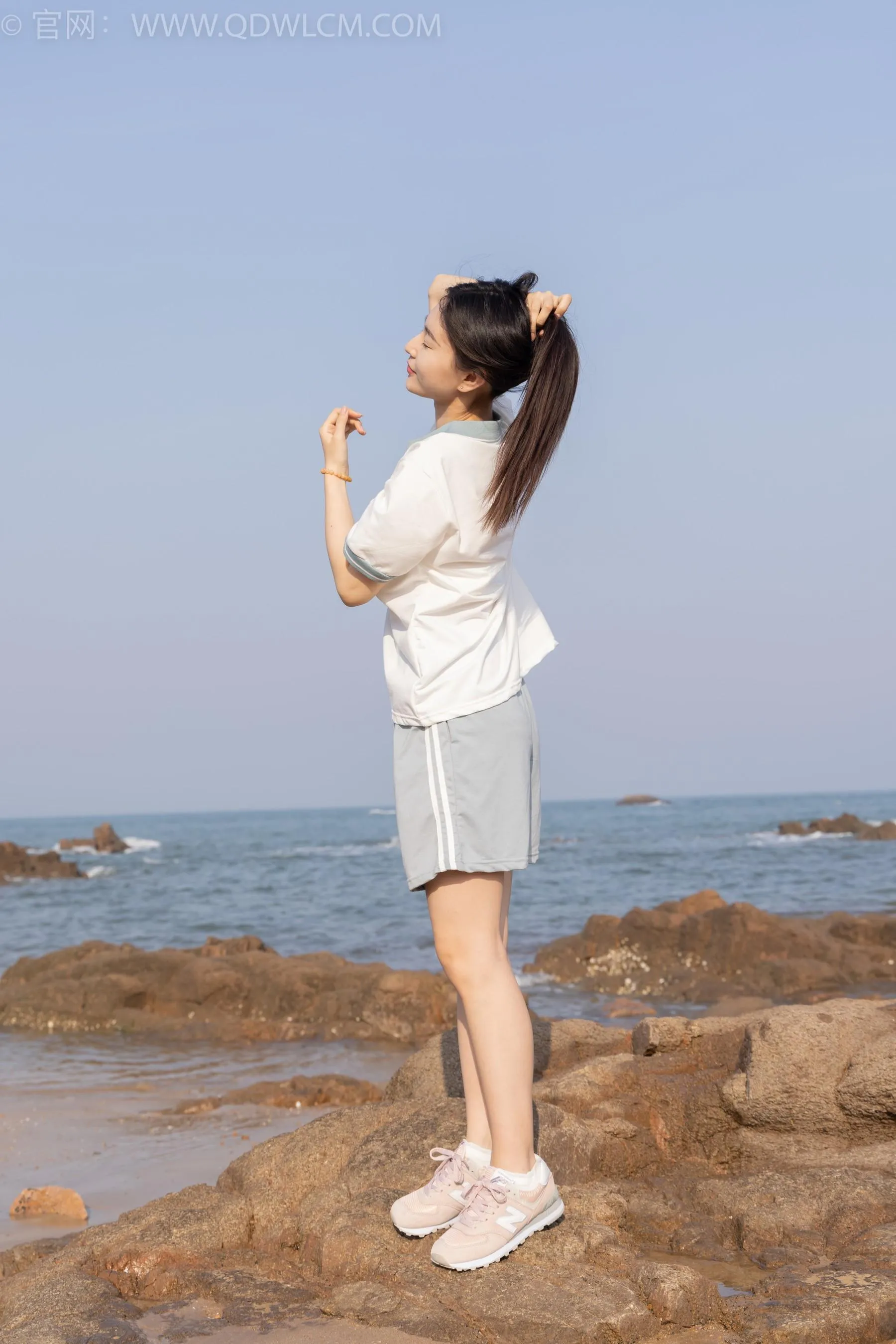 物恋传媒 NO.1567 美兔-海边的风 [151P]插图9